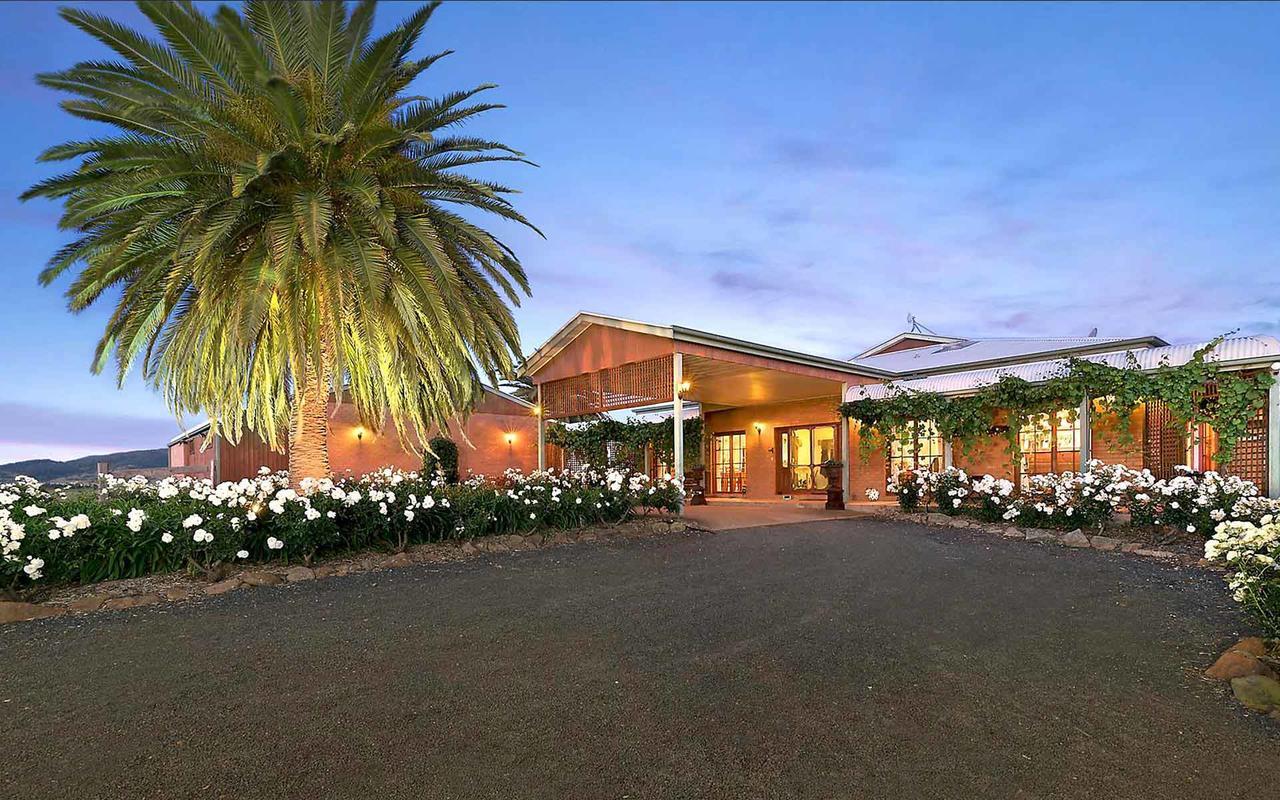Strathearn Park Lodge Scone Esterno foto